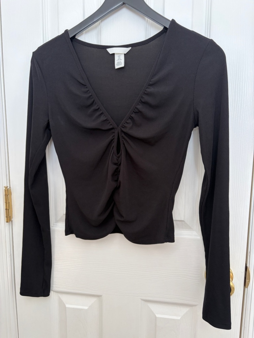 H&M Black Gathered V-Neck Long Sleeve Top